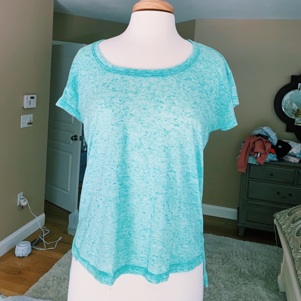 Simple Hi-Low Tee